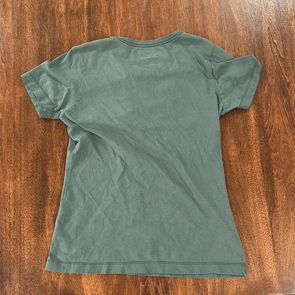 Nike women’s Oregon University of Oregon U of O tee shirt medium - Picture 3 of 3